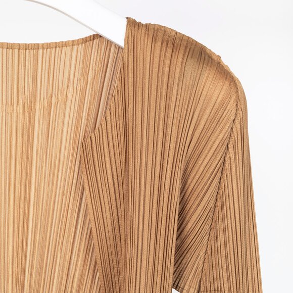 Pleats Please Issey Miyake Gold Open-Front Cardigan - Picture 4 of 7